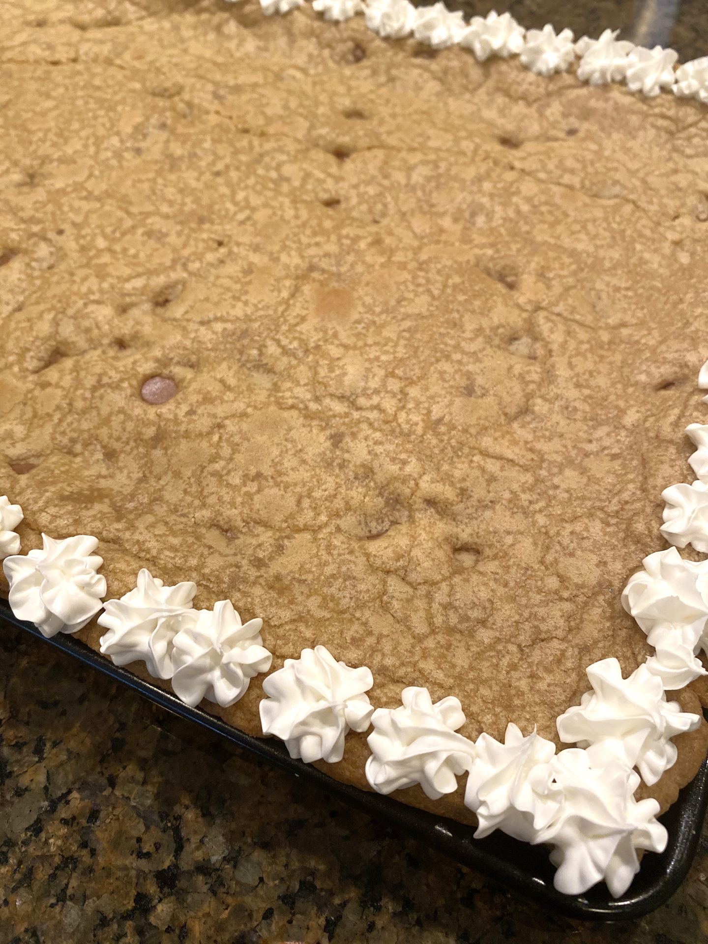 chocolate chip cookie cake