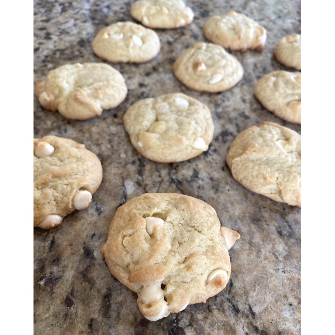 rows of banana cream pie cookies  on a counter top