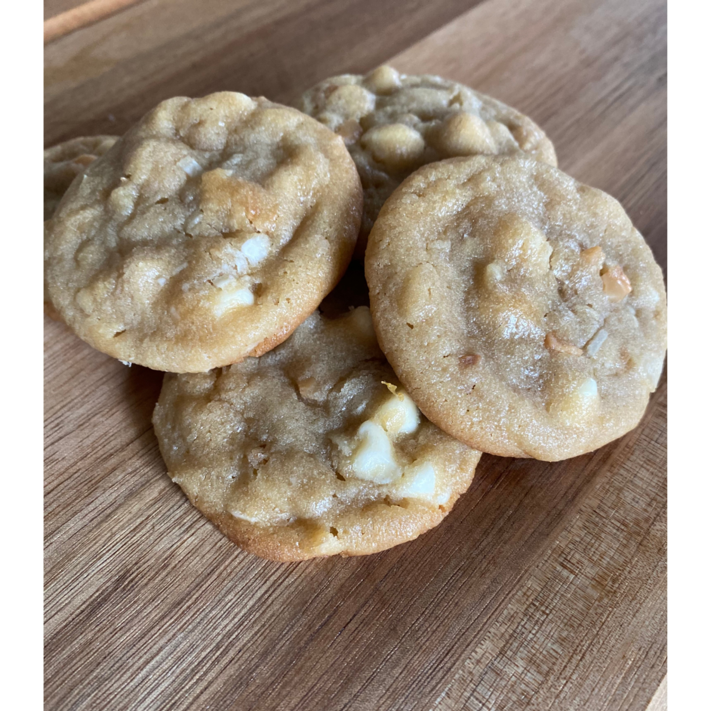 white chocolate chip macadamia nut cookies