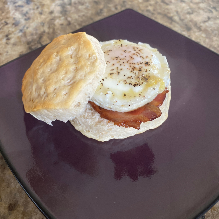 egg and bacon biscuit sandwich
