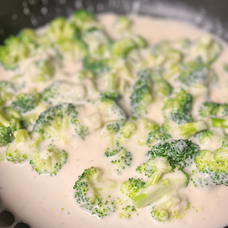 broccoli in parmesan cream sauce