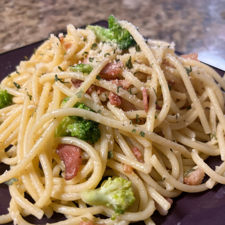 close up of Broccoli 'n Bacon Garlic Noodles